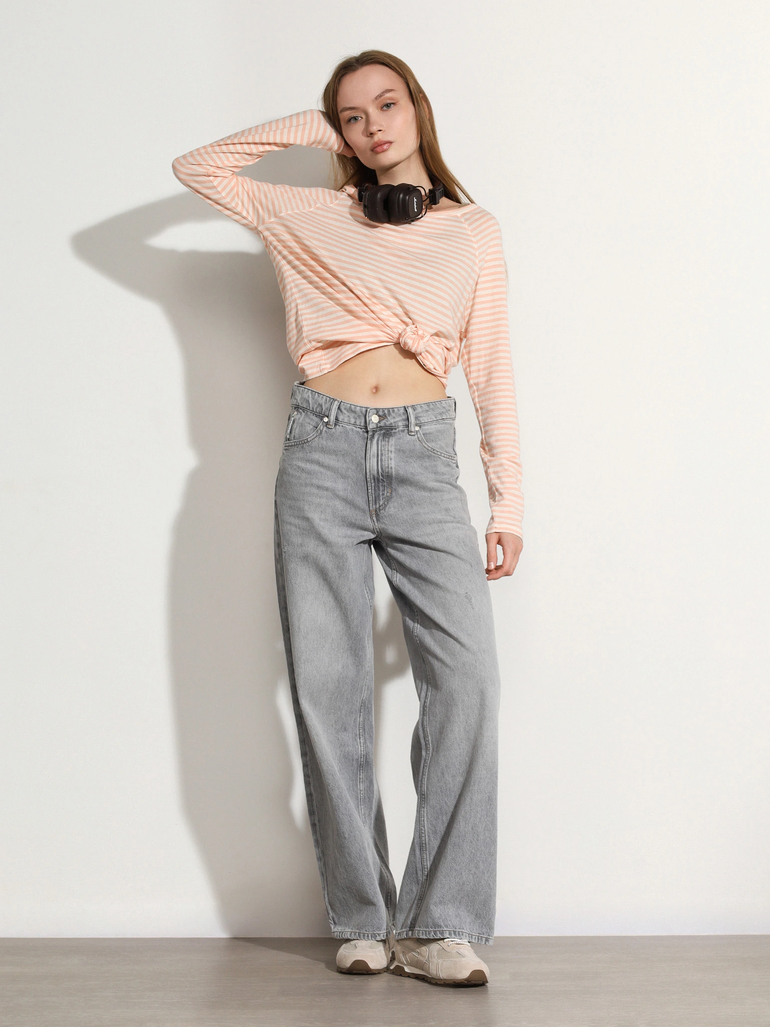 Джинсы широкого кроя серого цвета из хлопка